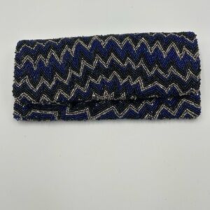 Moyna beaded clutch purse